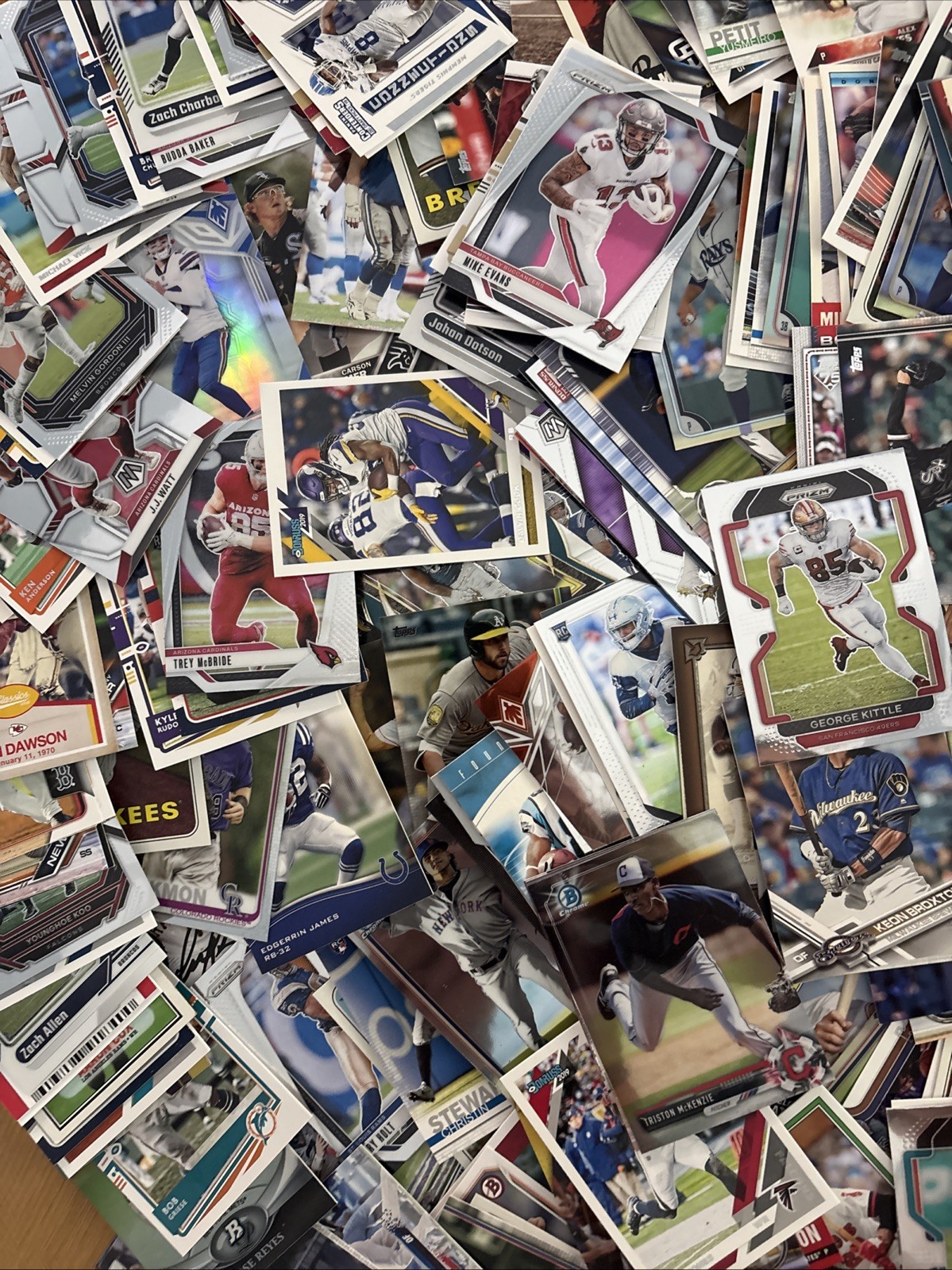 900+ Card Lot Star/Autos/RC/Patch/PSA/Ohtani/Hakeem/Giannis (see desc) (Lot G) view 15