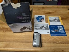 Samsung SC-MX10 Flash Media Camcorder 1 New Battery