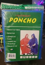 Lekkie ponczo z kapturem