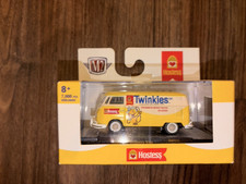 M2 Machines 1960 VW Delivery Van 1:24 Scale Model S35 Hostess Twinkies New