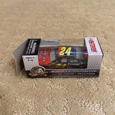 Action Racing Collectables 2013 1:64 Jeff Gordon #24 Cromax Pro SS NASCAR LE