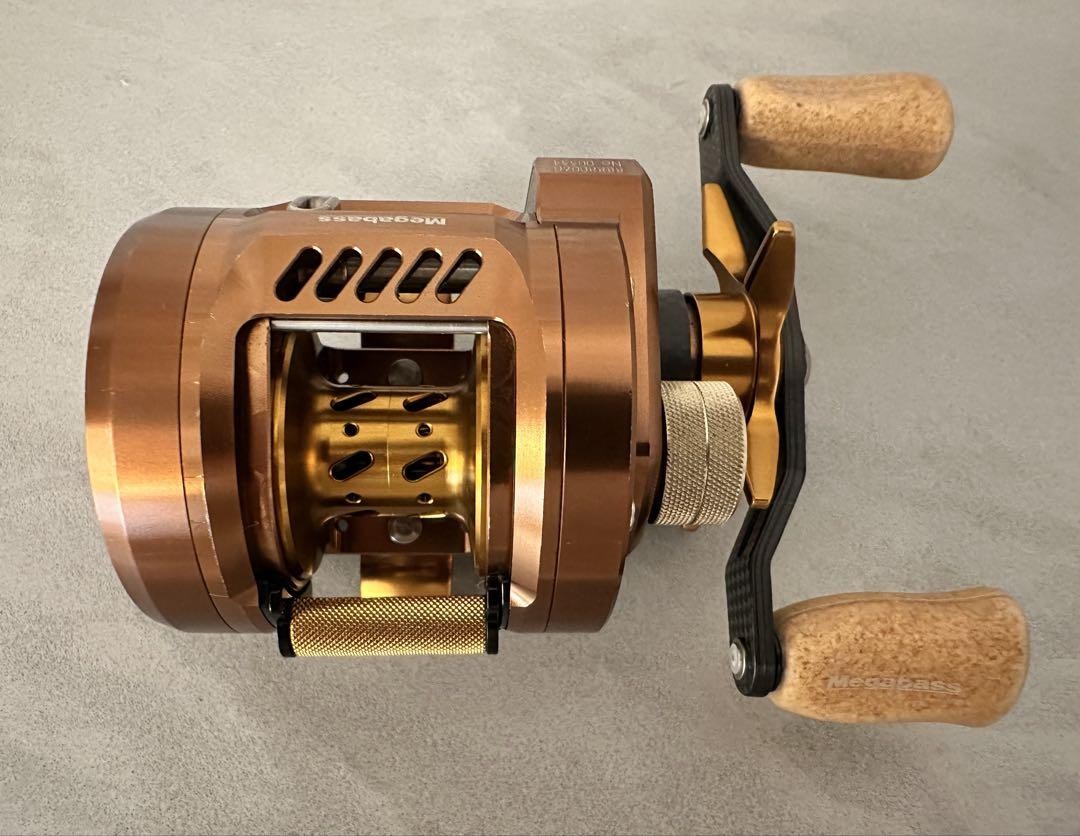 メガバス LIN10C RH Zircona Meteor Megabass LIN10C RH Zircona Meteor Fishing Reel | eBay