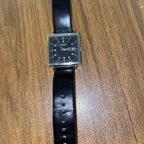 Kenneth Cole Black Square Face Mens Watch w/ date -kg1562 p93-10 - *NEW BATTERY* - Picture 3 of 6