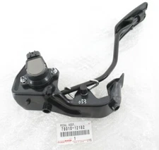 Genuine OEM Toyota 78010-12182 Accelerator Pedal Assy 04-08 Corolla and Matrix