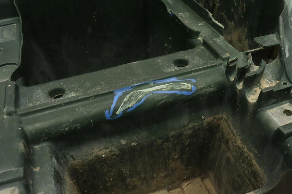 Yamaha Kodiak 400 02 Fender Rear 5GH-W2161-01-00 36526 Foto 3 de 4