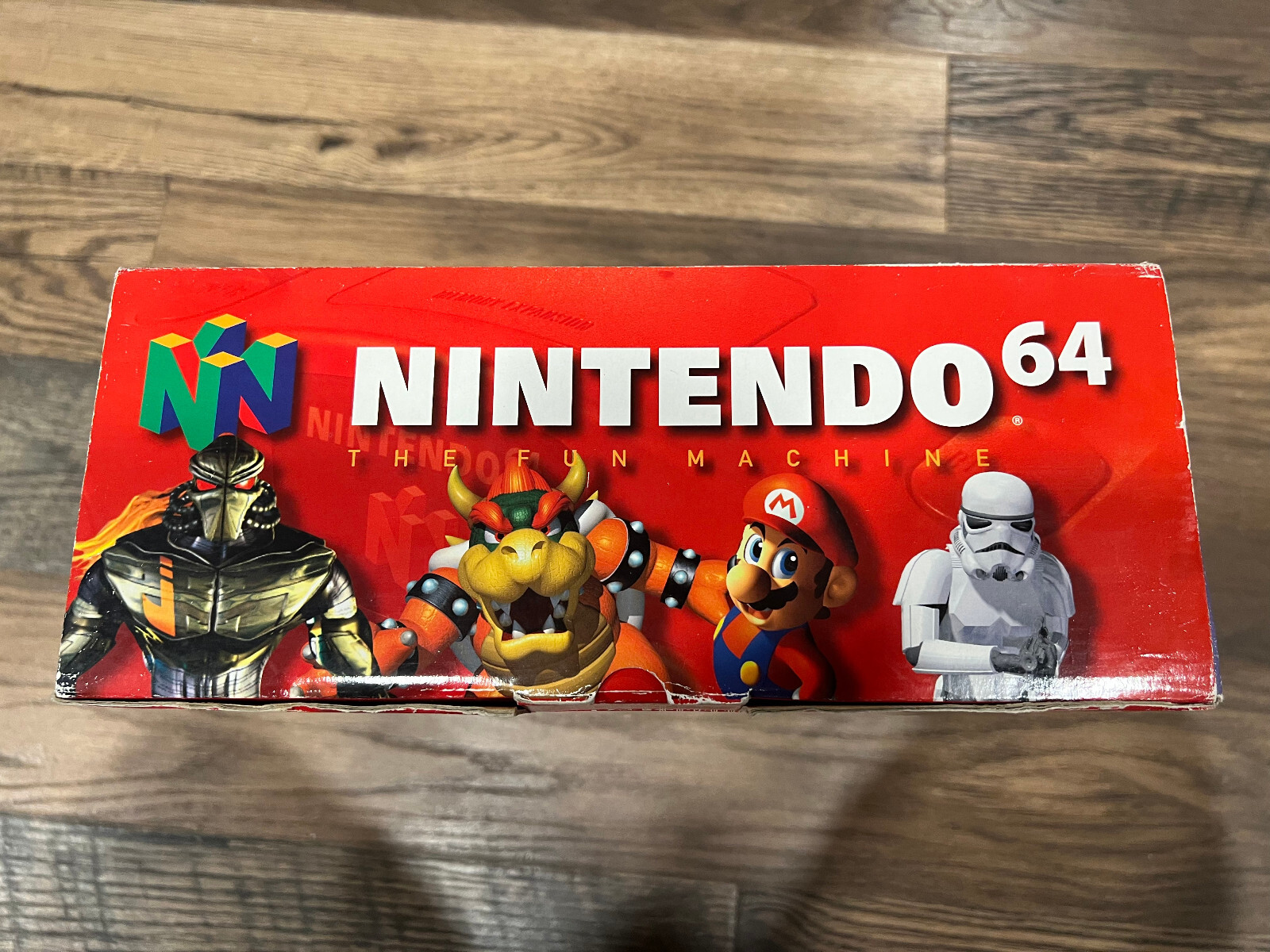 Nintendo 64 Toys "R" Us Limited Edition Console w/ Gold Controller