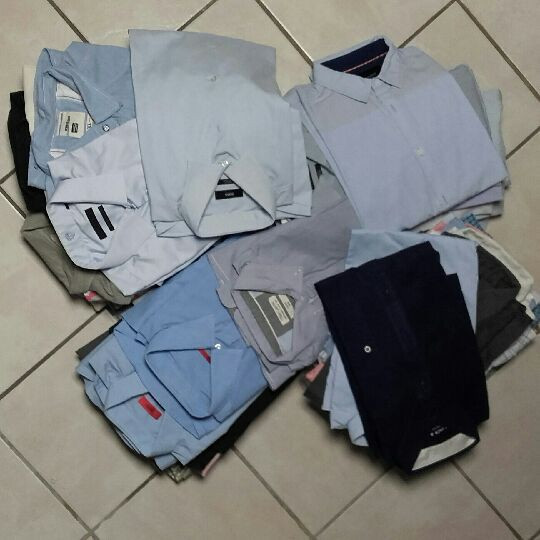 Lot de 47 chemises de différentes marques Lot de 47 47 47 chemises de différentes marques 77e636