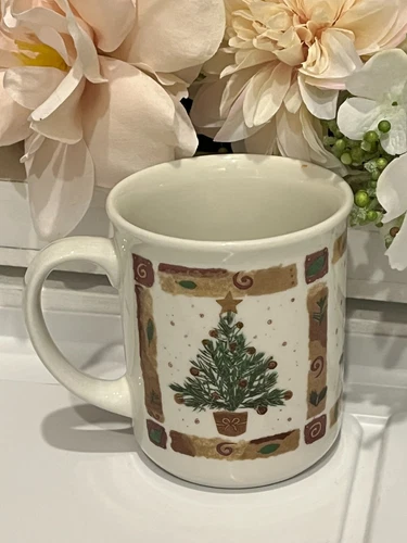 Set of 2 Mugs~ Johnson Bros Old Britain Christmas Tree ~Made in Britain