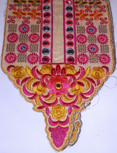 new embroidery neckline long applique for dresses - Picture 4 of 7