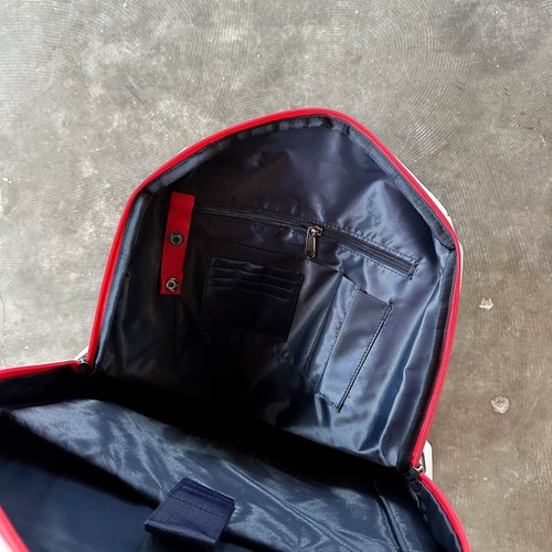 NUEVA mochila de carreras Porsche Design Martini mochila de día WAP0359260P0MR - Imagen 8 de 11
