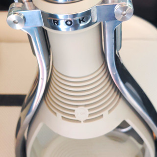 ROK EspressoGC Macchina da espresso a leva manuale Bianco/Argento Portafiltro