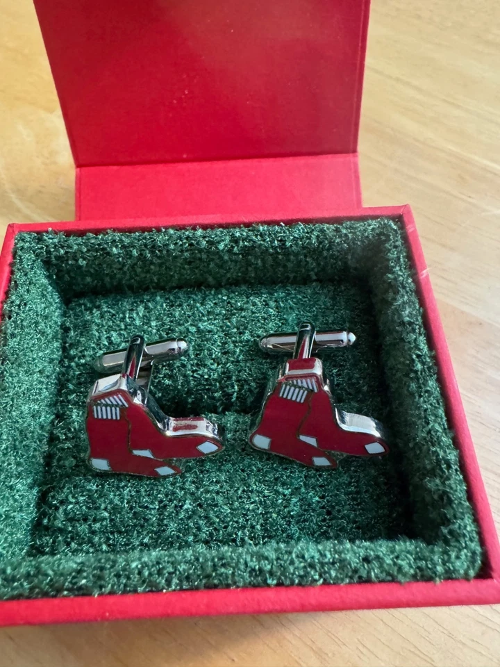Boston Red Sox Men's Cufflinks MLB Baseball Brand New in Box - Image 2 of 4