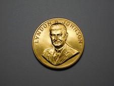 VINTAGE COIN TOKEN MEDAL PRESIDENT OF THE UNITED STATES LYNDON B JOHNSON