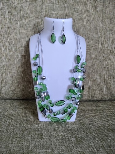 Cato Fashion Jewelry Genuine Glass Bead Necklace Earrings Set Multi Strand Green - Picture 13 of 13