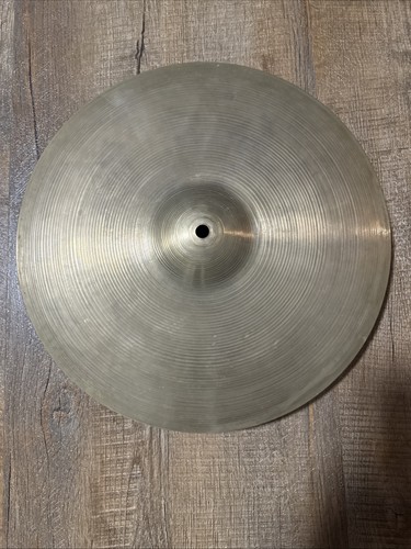 A. Zildjian 15" Hi-Hats Cymbals - Set Of 2 - Picture 4 of 14