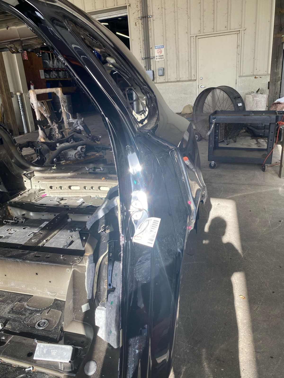 2016-2020 BENTLEY BENTAYGA OEM LH LEFT REAR BODY QUARTER PANEL *STRUCTURE CUT*
