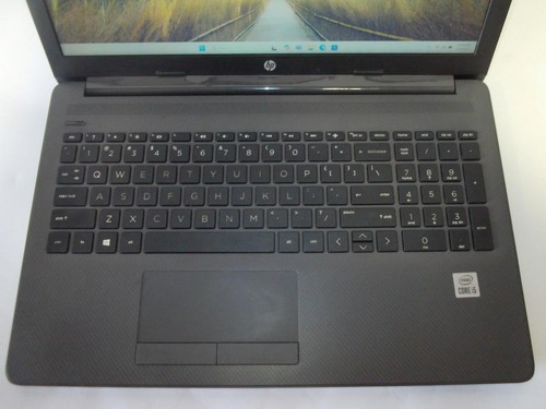 HP 250 G7 Notebook PC 15.6" Core i5-1035G1 1.00GHz 24GB 256GB SSD Laptop (A9224) - Picture 4 of 9