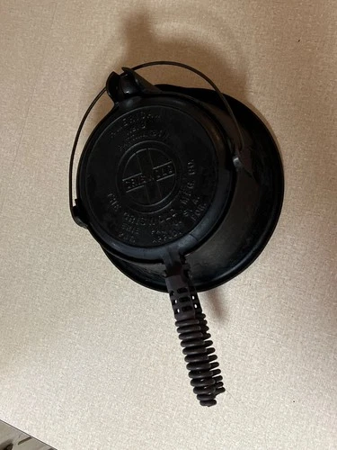 Antique Griswold American No.8 Cast Iron Waffle Maker Tall Base 88
