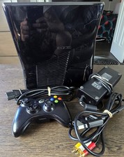 Microsoft Xbox 360 S Slim 250GB Black Gloss C...