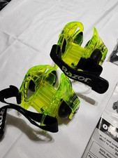 Razor Jetts DLX Heel Wheels - Neon Green Light Up, Extra Spark Pads  Manual