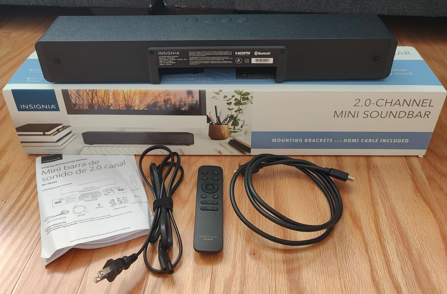 Insignia 2.0 Mini Soundbar 20" NS-SB20S Black