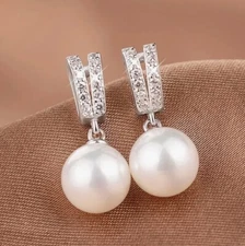 Vintage Silver Rhinestone Pearl Elegant Glamour Dress Wedding Stud Earrings