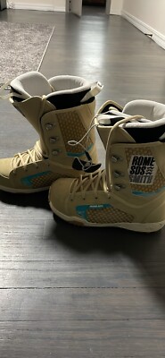 Snowboard Boots 9 Women s