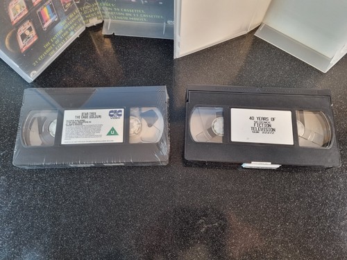 Star Trek TNG, TOS, VOY & DS9 VHS & DVD Restposten Special Collectors Editions sehr guter Zustand - Bild 16 von 24
