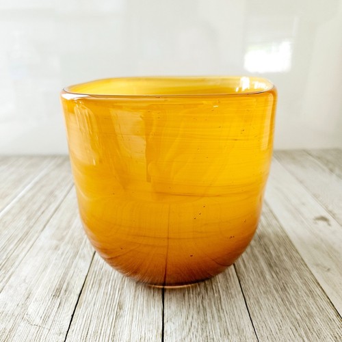 Vintage Golden Brown Hand Blown Glass Bowl Decorative Dish Planter. Measures 5"× - Picture 2 of 16