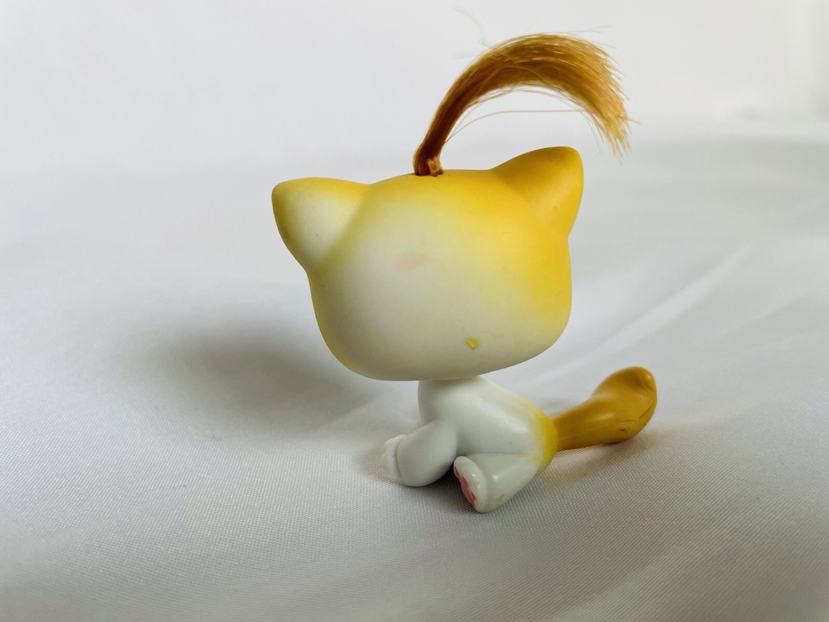 CAT #42 - Littlest Pet Shop - Hasbro LPS Real Hair Yellow White