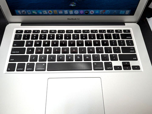 NEW BATTERY VIDEO Apple MacBook Air 13" 1.8 GHz Dual Core i5 4GB 256GB SSD - Picture 9 of 20
