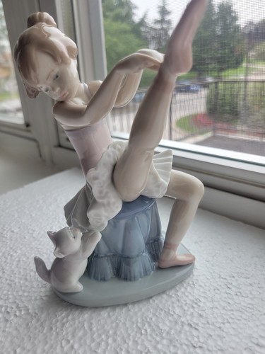 LLADRO FIGURINE~TUESDAY'S CHILD~06014~6.25" X 4"~1993-1998~RETIRED~ORIG BOX - Picture 4 of 7