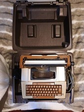 Brown Smith-Corona Coronamatic 2200 Electric Typewriter w/ Case- Tested/Working thumbnail