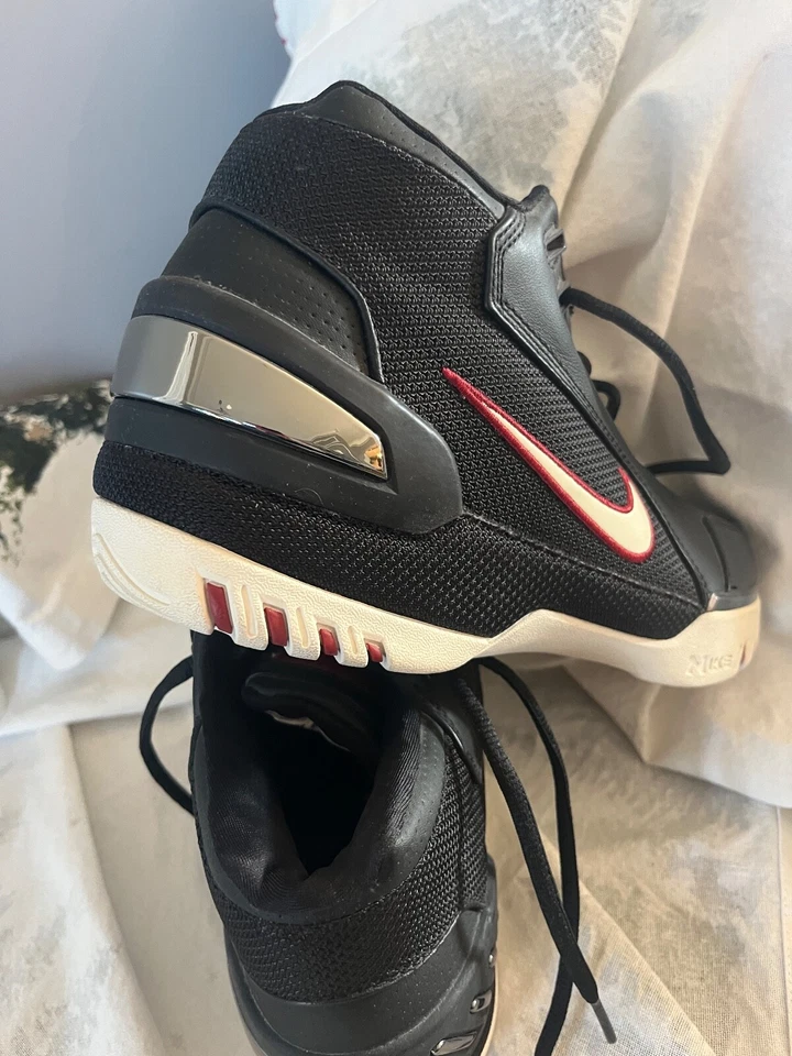Size 8.5 - Nike Air Zoom Generation 2004 King's Rook - Image 4 of 4