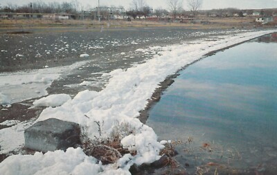 Suds Onshore at SOAP LAKE WASHINGTON POST CARD