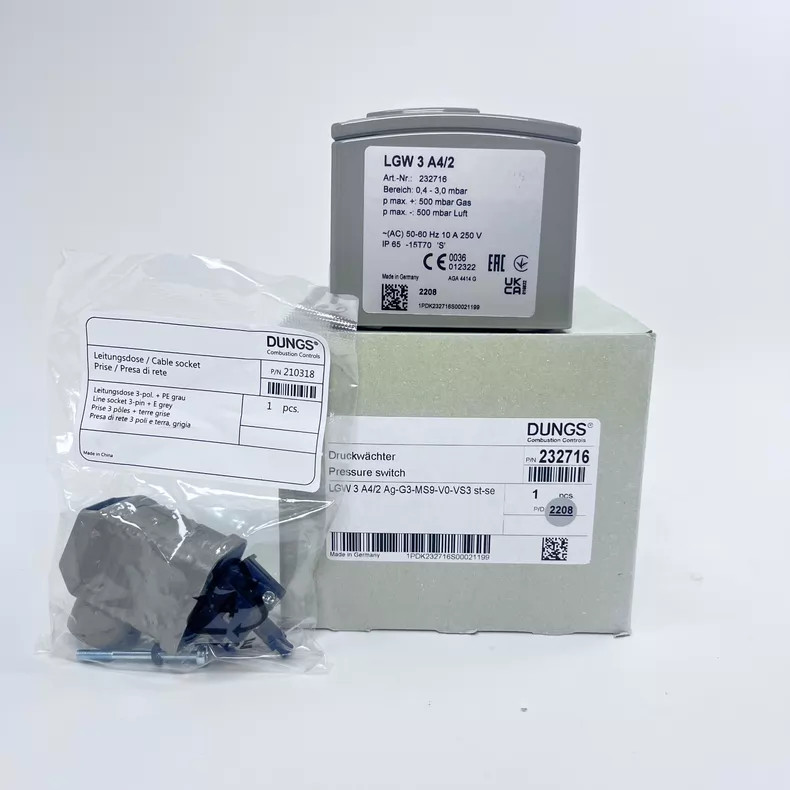 1 Pcs New Dungs LGW 3 A4/2 Pressure Switch Spot Goods Fast shipping DHL/Fedex