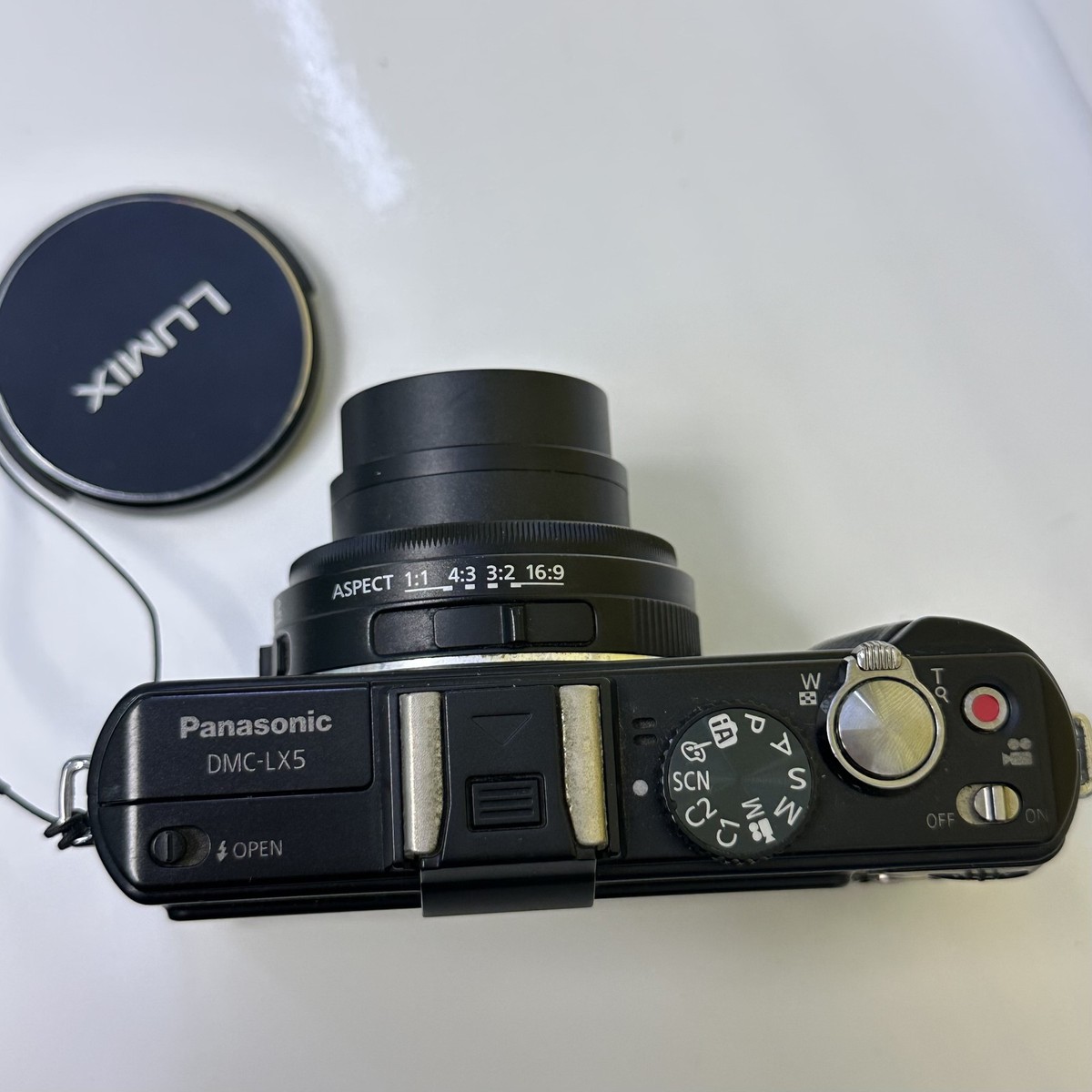 Panasonic LUMIX DMC-LX5 10.1MP 3.8X Optical Zoom Digital Camera