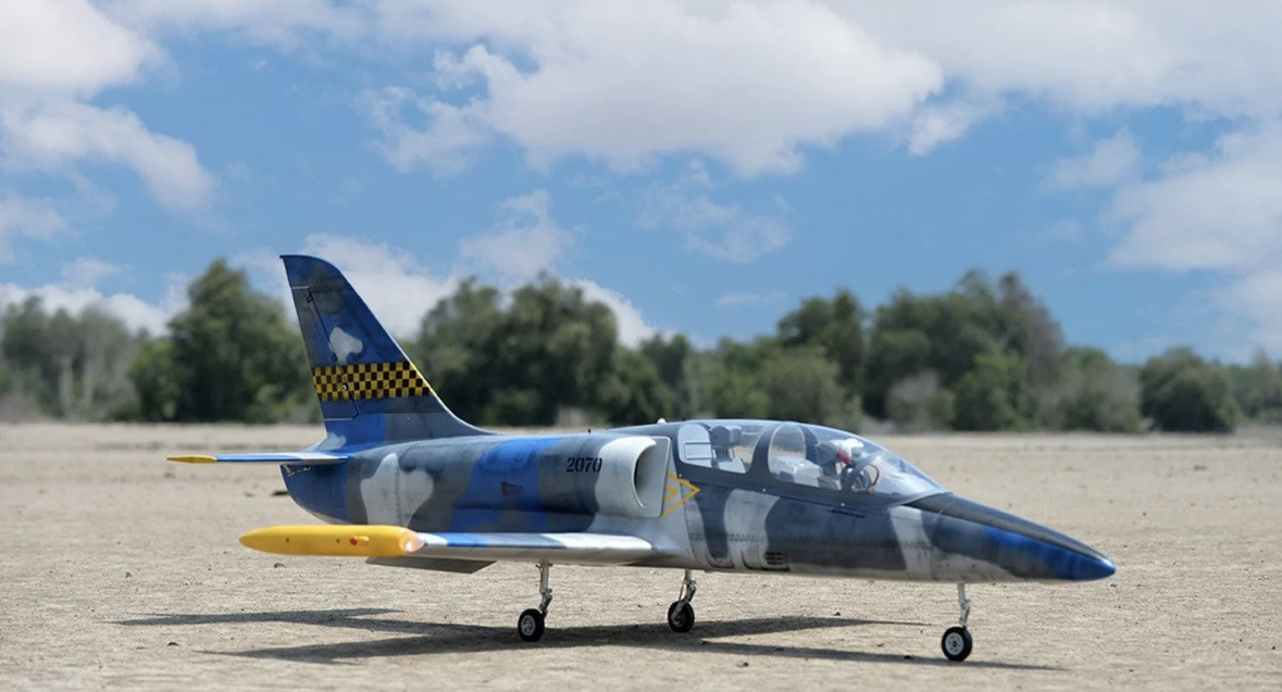 RC Jet Aircraft L-39 Albatros Turbine 67.7