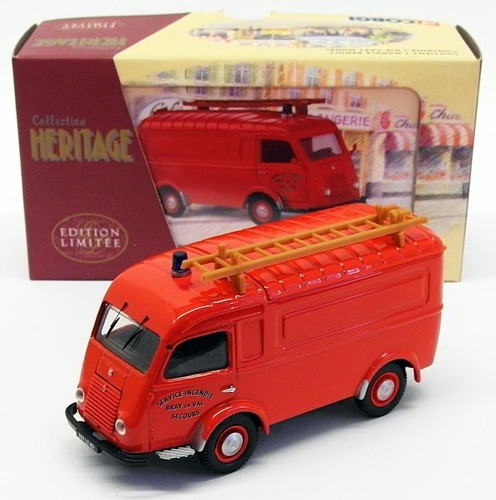 Corgi 1/43 Scale 70501 - Renault 1000kg - Service Incendie Bray En Val - Picture 6 of 14