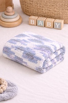 Soft Plush Baby Blanket   Puffy Alize Yarn