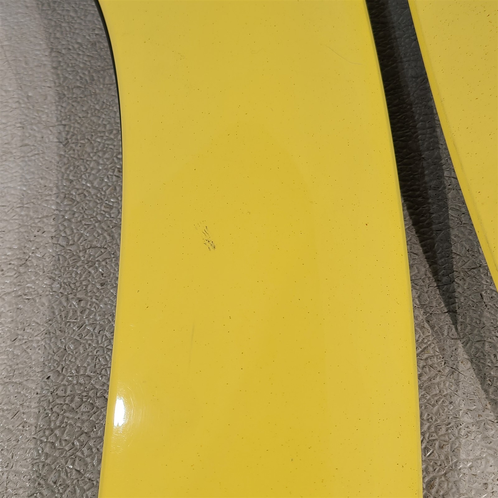 99-04 Ford Mustang Coupe Quarter Window Sail Panels Lh Rh Aa7385