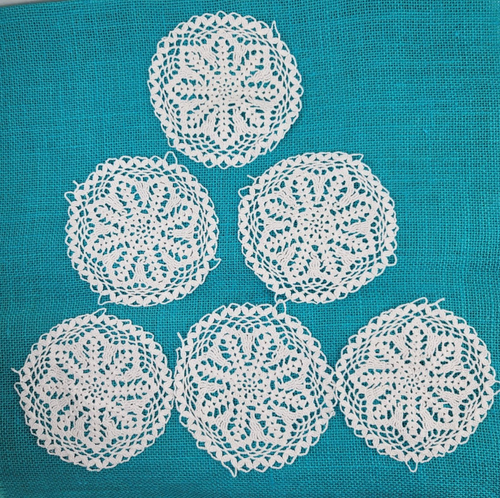 6 Vintage Crochet White Floral Doilies Lacy Scalloped Edge 6 inch Doily Lot - Picture 1 of 5