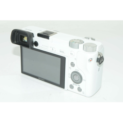 Sony a6000 White digital camera 16-50mm Lens Kit With Box - Very