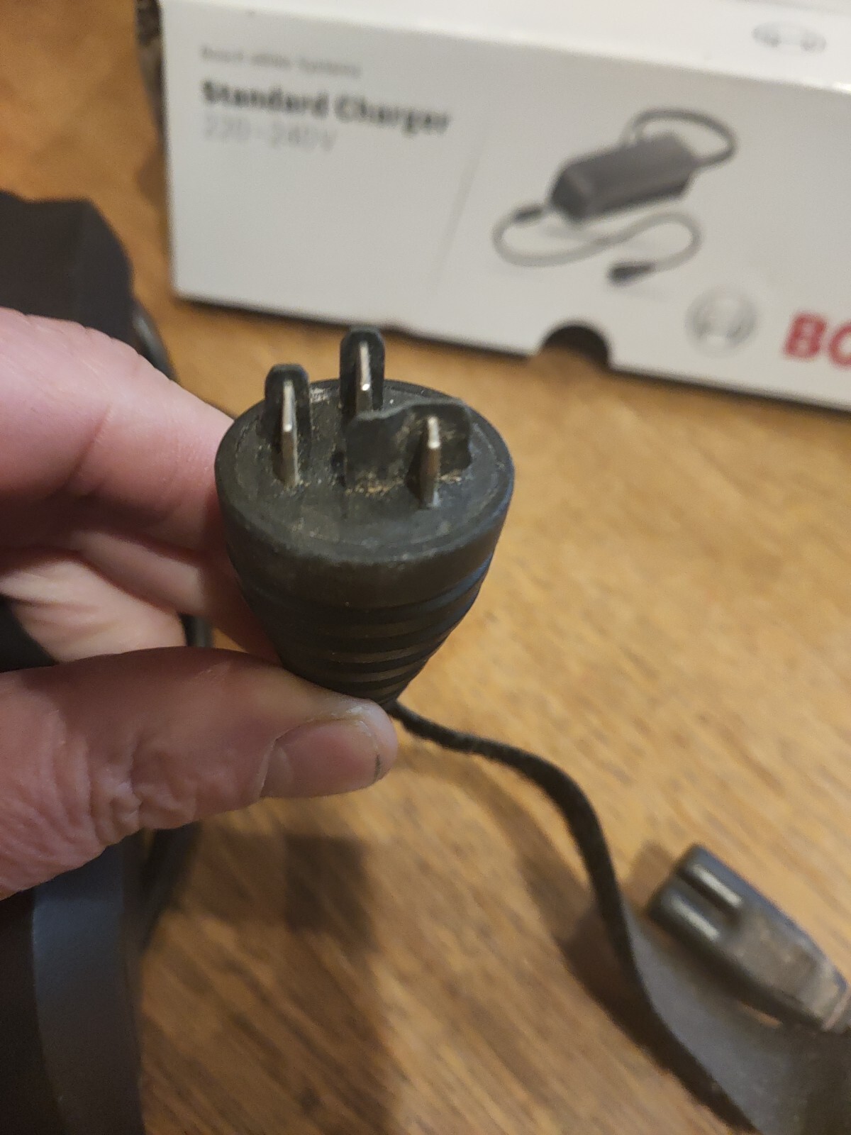 Bosch eBike Battery Charger 364/230 Standard BCS220 eBay