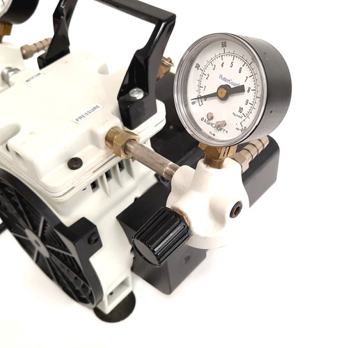 Bomba de vacío Welch 2545B-01, 115VAC 60Hz 3.6A, motor: 1/4HP, flujo: 1.6 CFM - Imagen 4 de 6