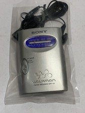 VINTAGE PERSONAL SONY THIN RADIO AM(MW)-FM BAND