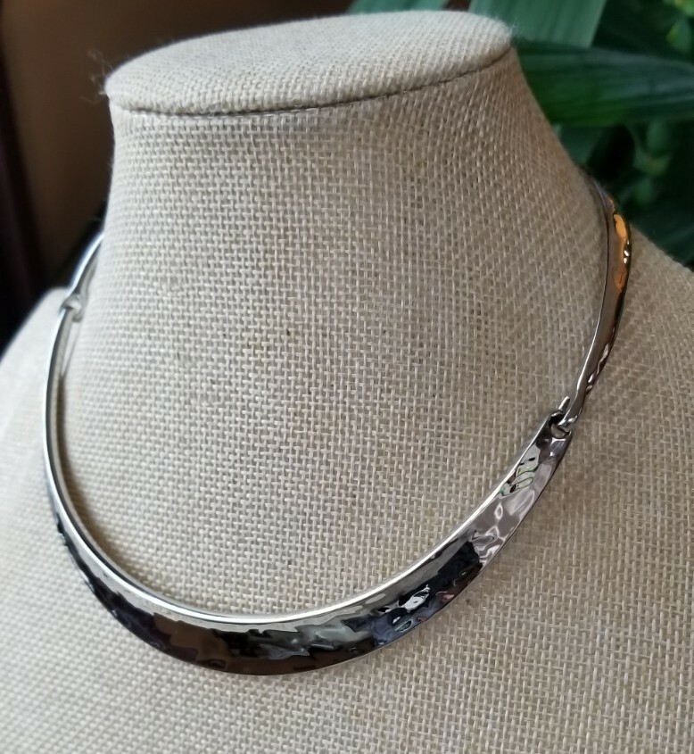 CHICO'S Hammered Statement necklace - image 1