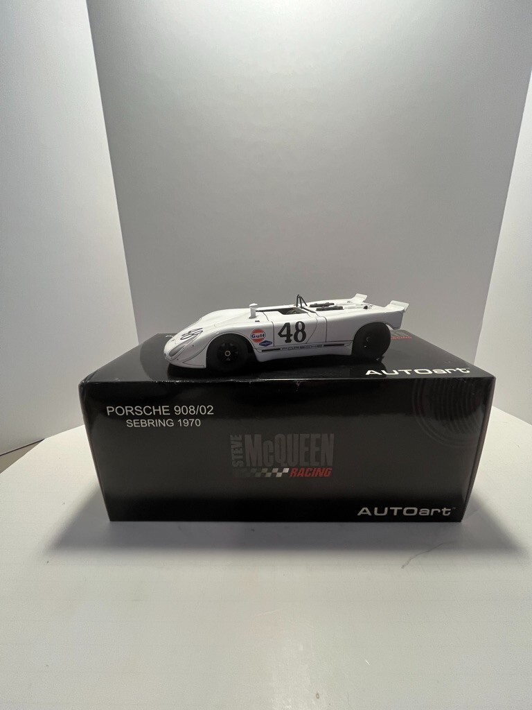 McQUEEN Racing AutoArt 【公式通販】