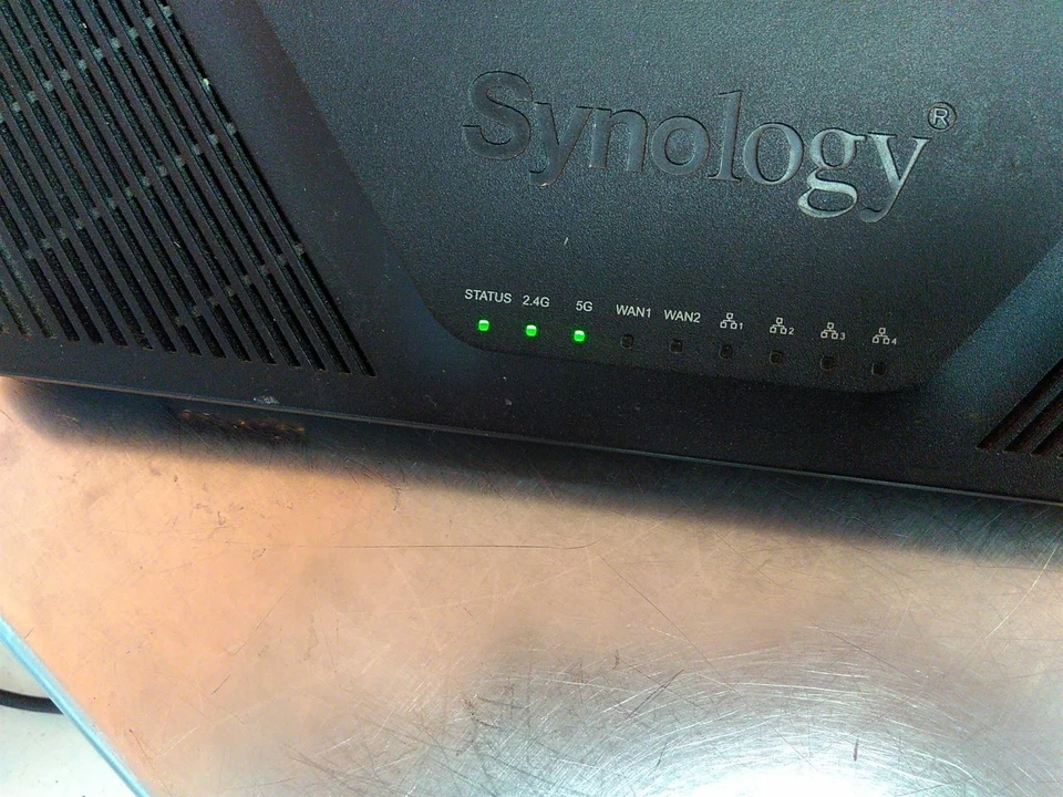 Synology RT2600AC Wireless Router w/ 4x Antennas No Power Supply - Image 4 of 4