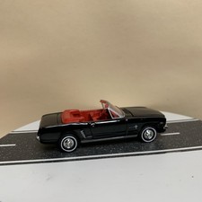Ford Mustang 1964 convertible Matchbox Collectibles Motor Trend negro 1:64 casi nuevo